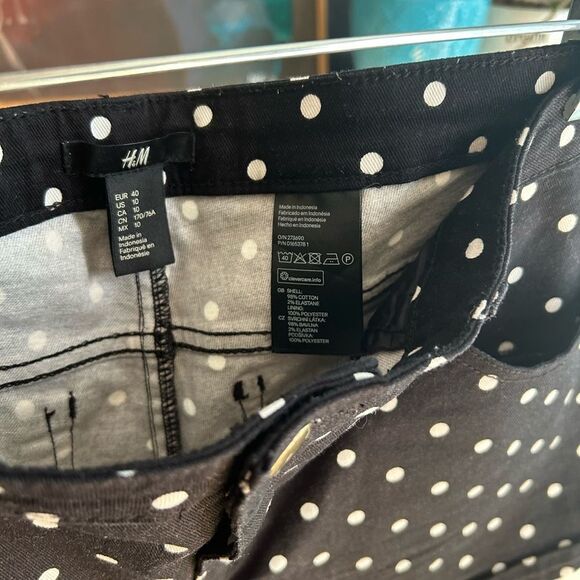 H&M Black and White Polka Dot High Waist Shorts 10 - Picture 6 of 15